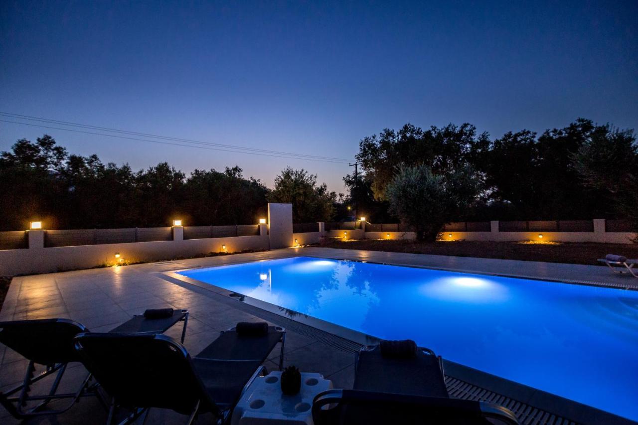 Villa Boviana With Private Swimming Pool Agios Sostis  Bagian luar foto
